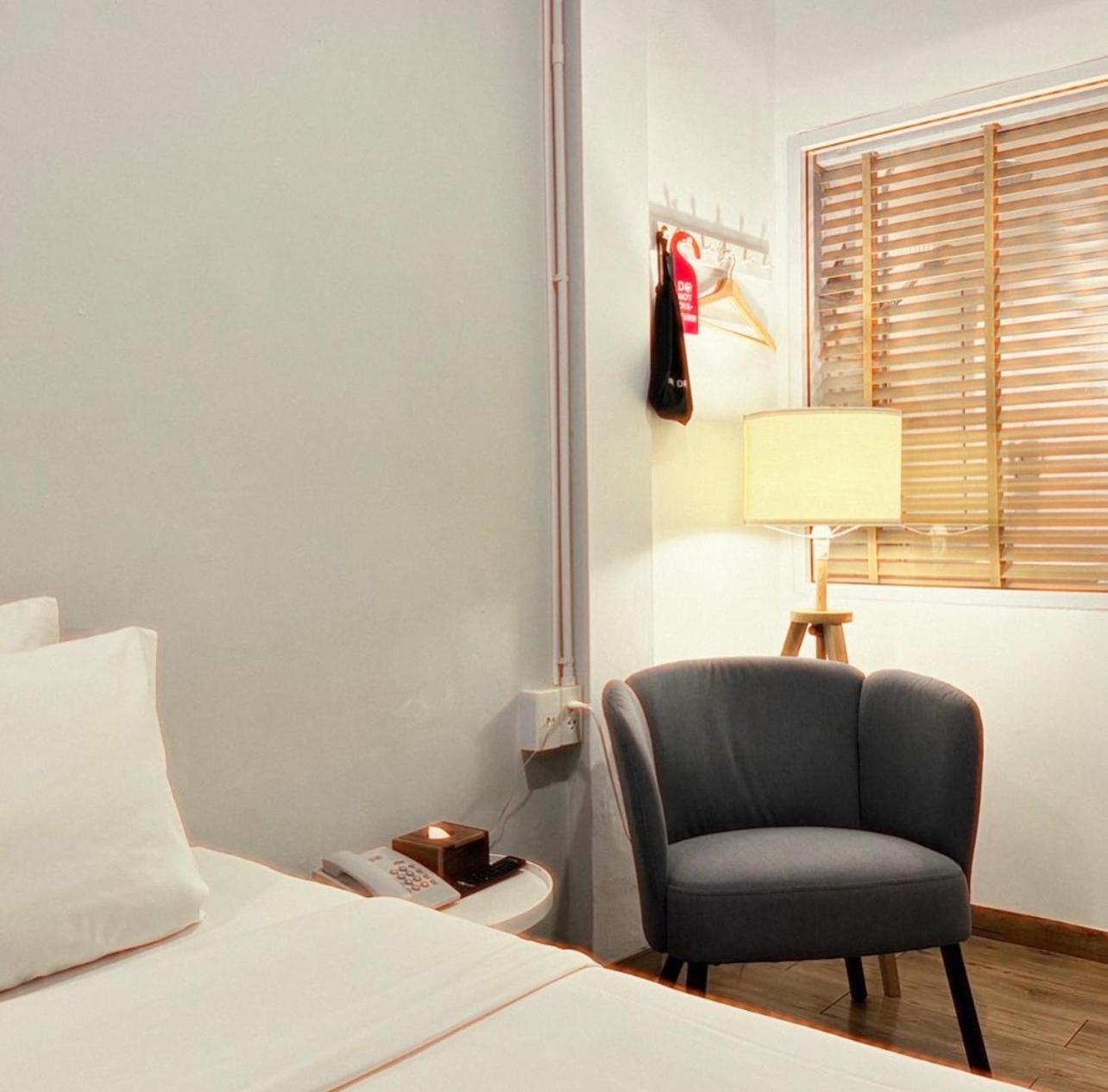 Hotel Papa Bangkok Siriraj Экстерьер фото