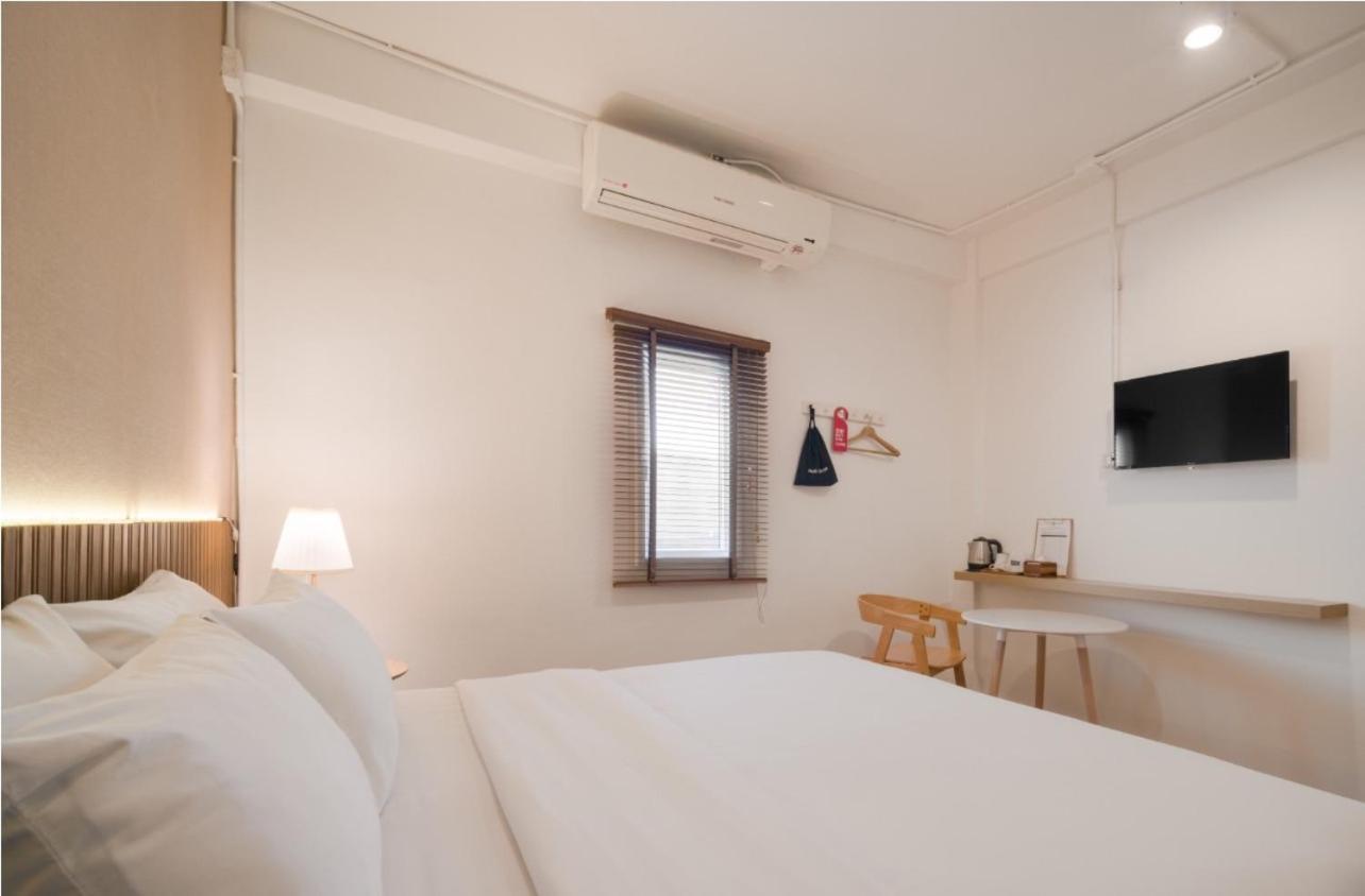 Hotel Papa Bangkok Siriraj Экстерьер фото