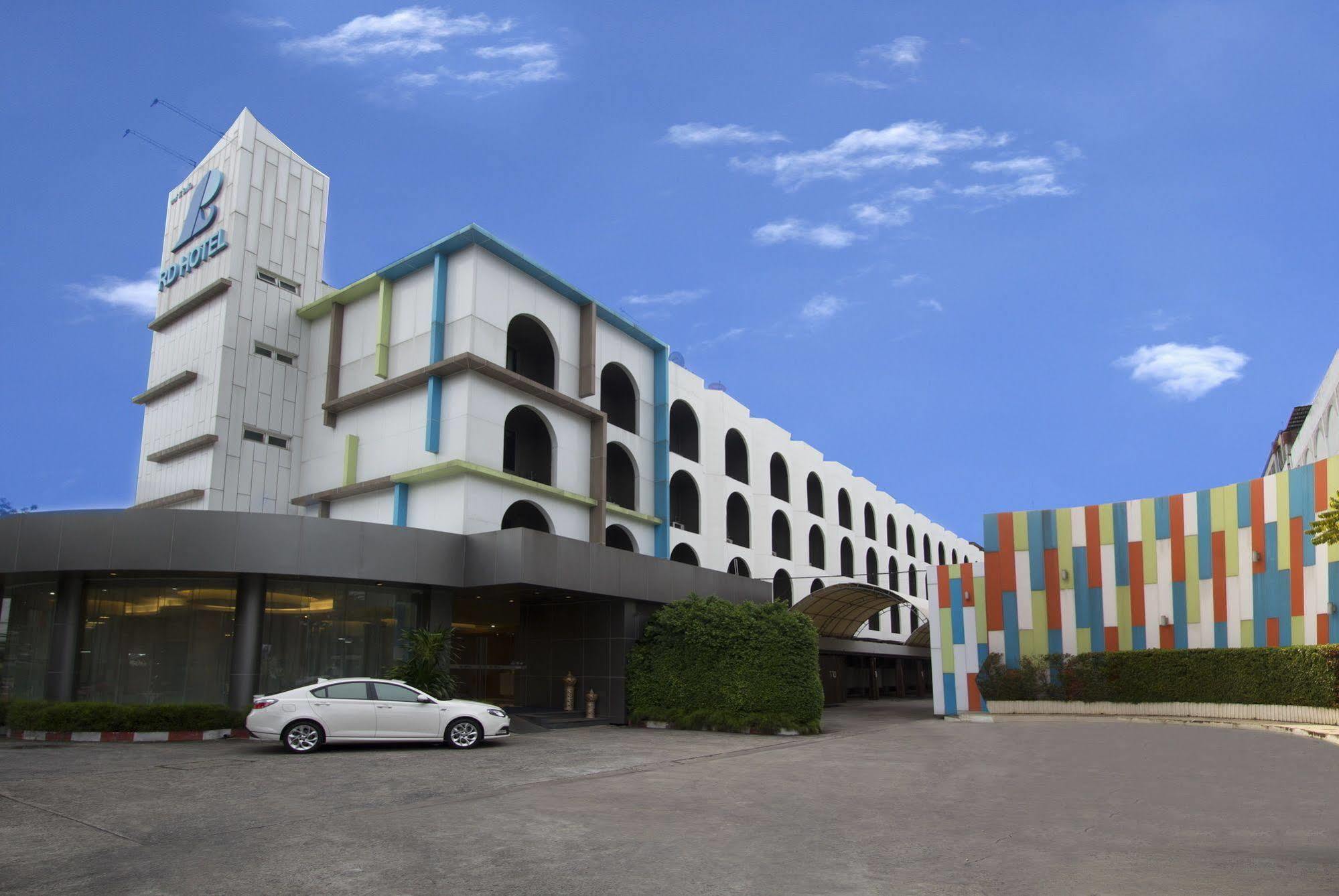 Hotel Papa Bangkok Siriraj Экстерьер фото